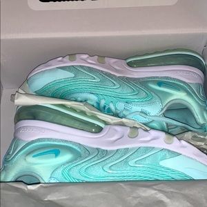 Women’s Air Max 270 React